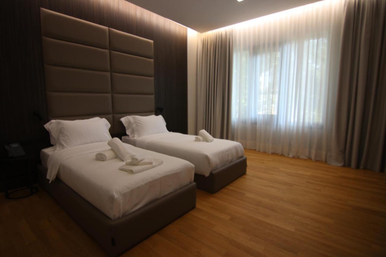 Boutique Hotel Adelar Tirana Zewnętrze zdjęcie